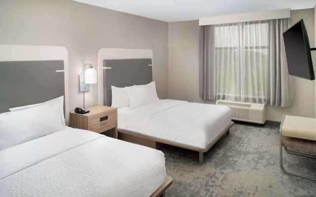 Hearing Accessible Twin Suite