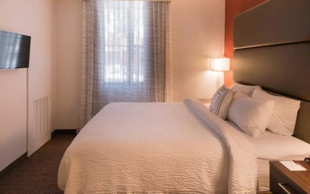 2 Bedrooms Accessible Suite