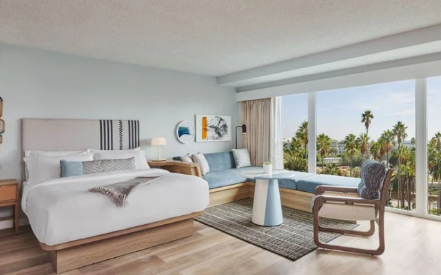 Double Suite Park View