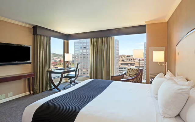 Double room with city view