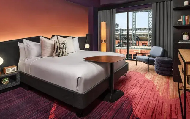 Mile High Corner Double Suite