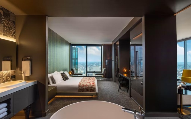 Fantastic Double Suite with skyline view