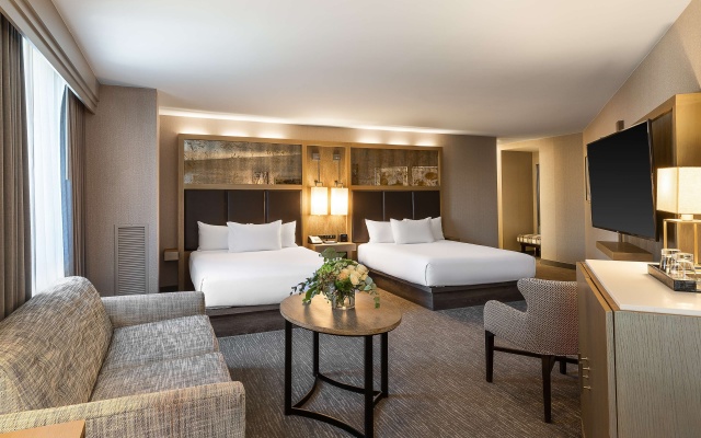 Corner Twin room