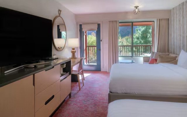 Canyon View Quadruple room