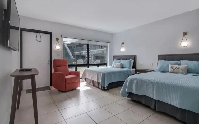 Deluxe with Kitchen Twin Studio Suite