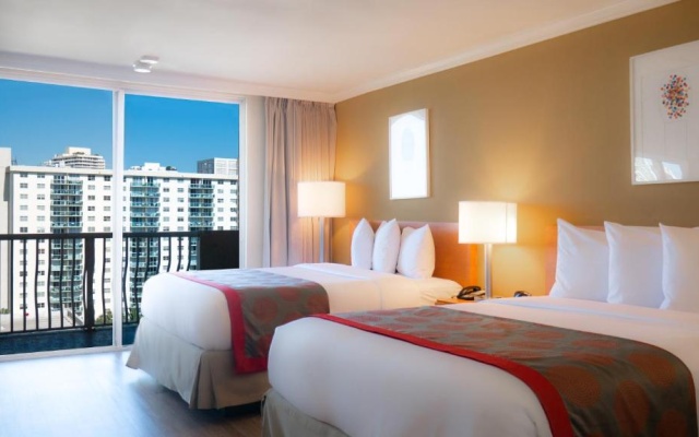 Deluxe Twin room with city view