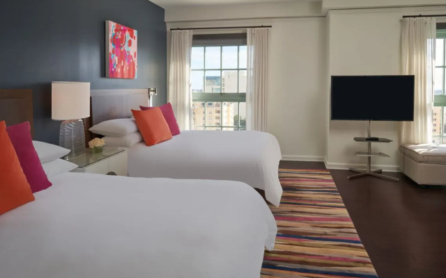 Ponce De Leon Twin room with city view