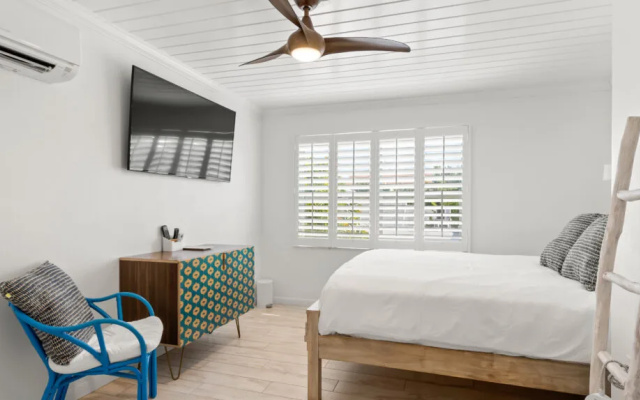 Sea Grape Double Suite