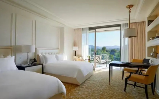 Superior Twin room with terrace