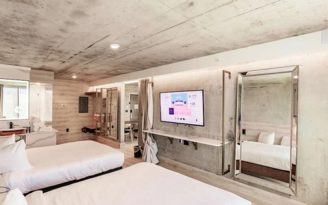 Twin room