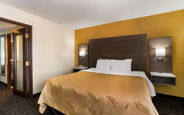 1 Bedroom Suite