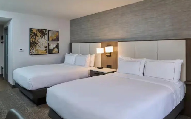 Accessible Hearing Twin room with balcony