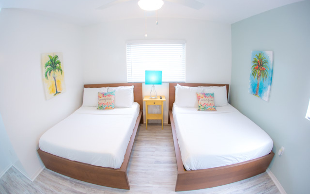 1 Bedroom Twin Suite with pool view