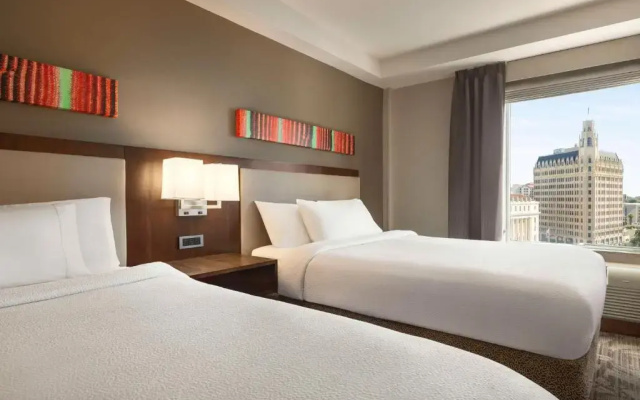 Quadruple room