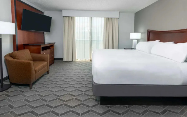 2 Rooms Suite