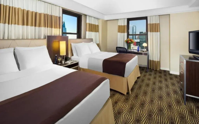 Family Twin Suite