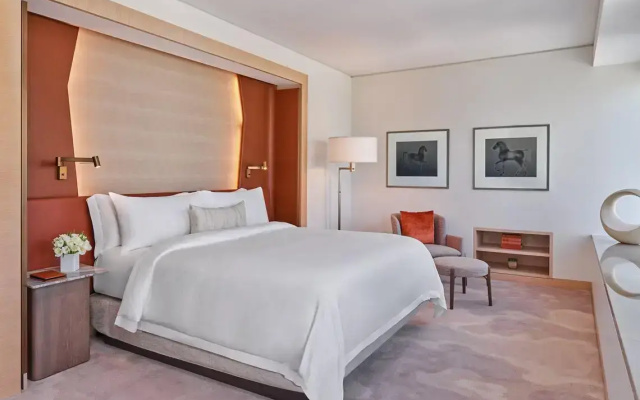 St.Regis Suite