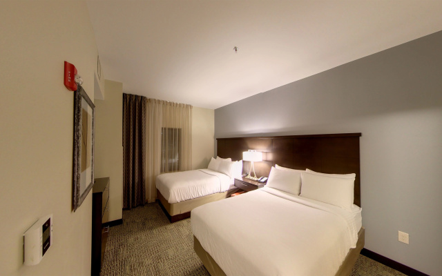 1 Bedroom Quadruple Suite