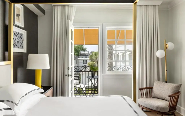 Premium room with balcony