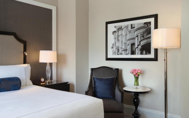 Main Building Corner Double Suite