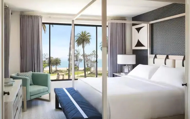 Signature Double Suite