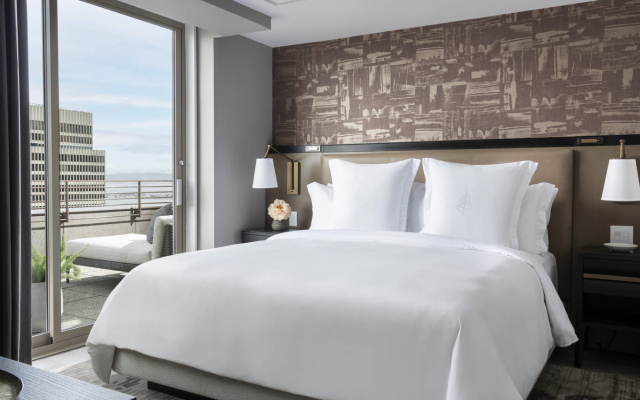 Golden Gate Terrace Double Suite