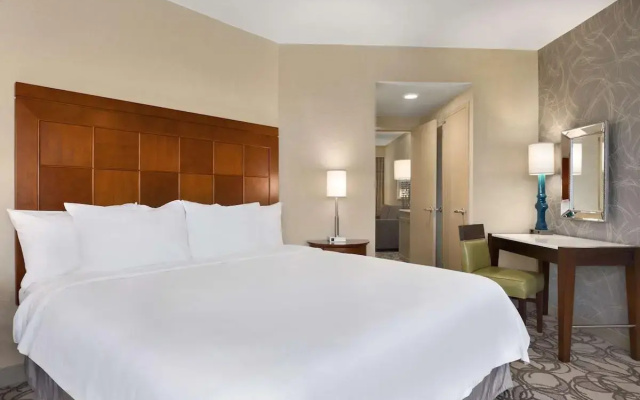2 Bedrooms 2 Bath Quadruple Suite
