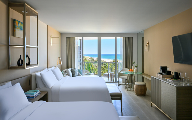 Quadruple room with ocean view