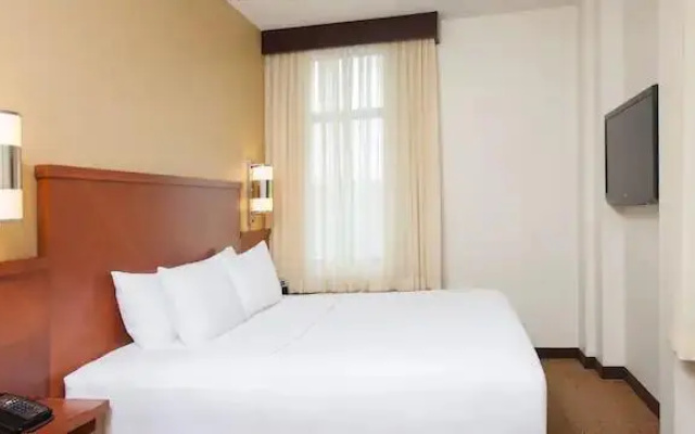 1 Bedroom Double Suite