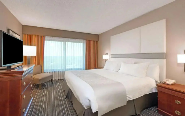 1 Bedroom Oxford Accessible Double Suite