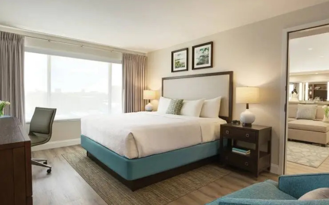 1 Bedroom Bridal Double Suite with historic view