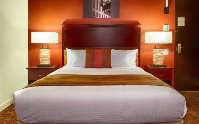 Duke Alamo View Double Suite