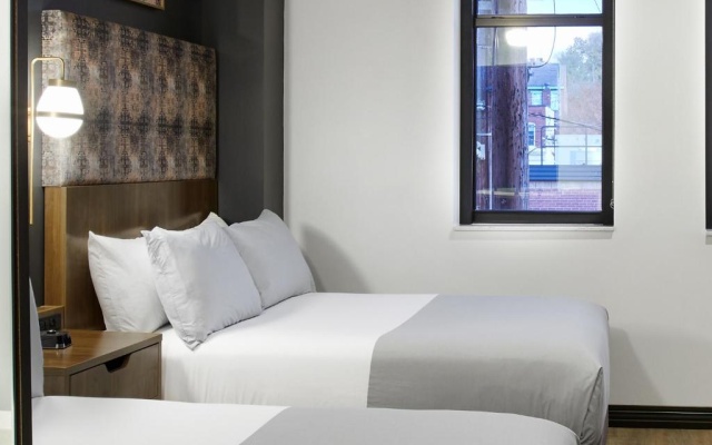 Quadruple room