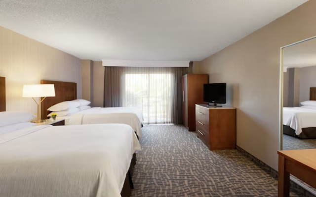 2-room Twin Suite with balcony