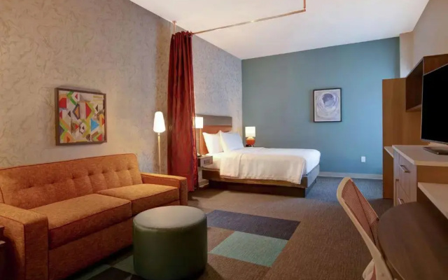 Hearing Accessible Double Suite
