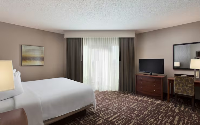 Two-room Corner Double Suite