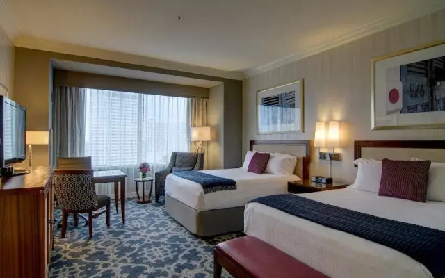 Grand Twin room with city view