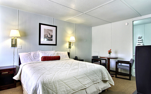 photo 5 of Route 66 Inn