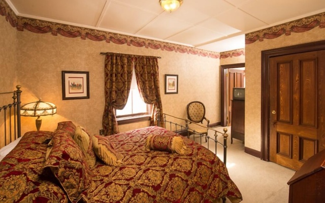 photo 5 of The Mansion of Saratoga