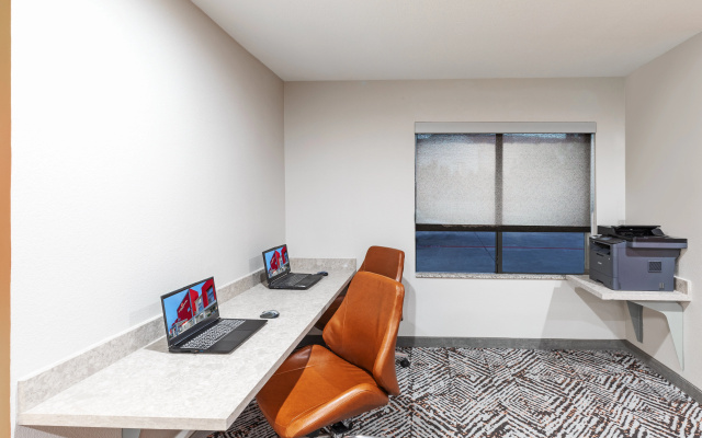 photo 3 of Candlewood Suites DFW Airport North - Irving by IHG