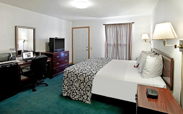 photo 3 of Americas Best Value Inn - Mayflower