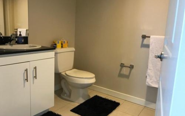 photo 2 of Luxury Two Bedroom Near The Grove