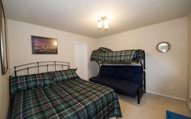 photo 5 of Base 9 #B103 by RedAwning