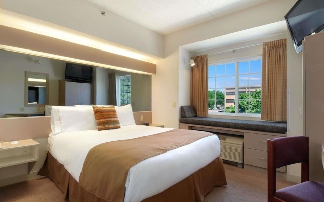 photo 3 of Microtel Inn & Suites By Wyndham Bloomington/Minne