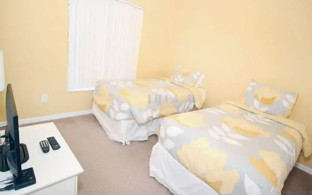 photo 3 of Crystal Cove Resort - 4 Bedroom Holiday House! - FVV 56240