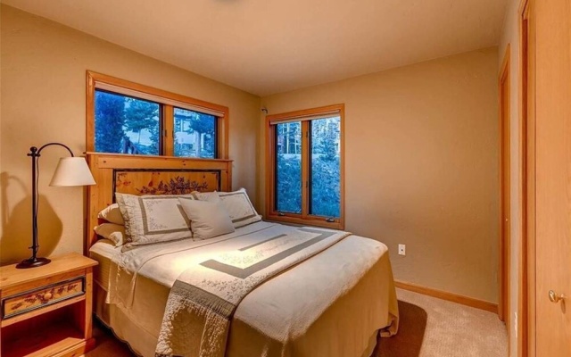 photo 3 of 10 Mile Range Retreat - Peace, Seclusion & Access