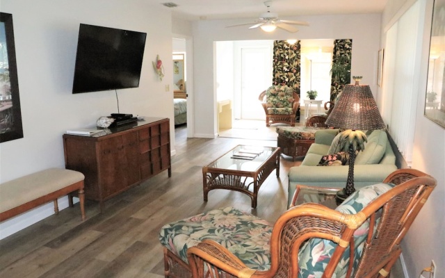 photo 4 of 1010 Point of Rocks Road 2 Bedrooms 2 Bathrooms Duplex