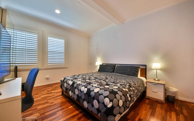 photo 3 of 110 Contemporary Home, Recently Remodeled