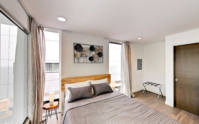 photo 4 of 1106 C 14th Ave Townhouse 3 Bedrooms 2 Bathrooms Townhouse