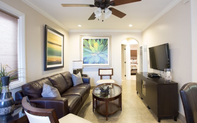 photo 2 of 128 39th Street B (68439) - 2 Br townhouse by RedAwning